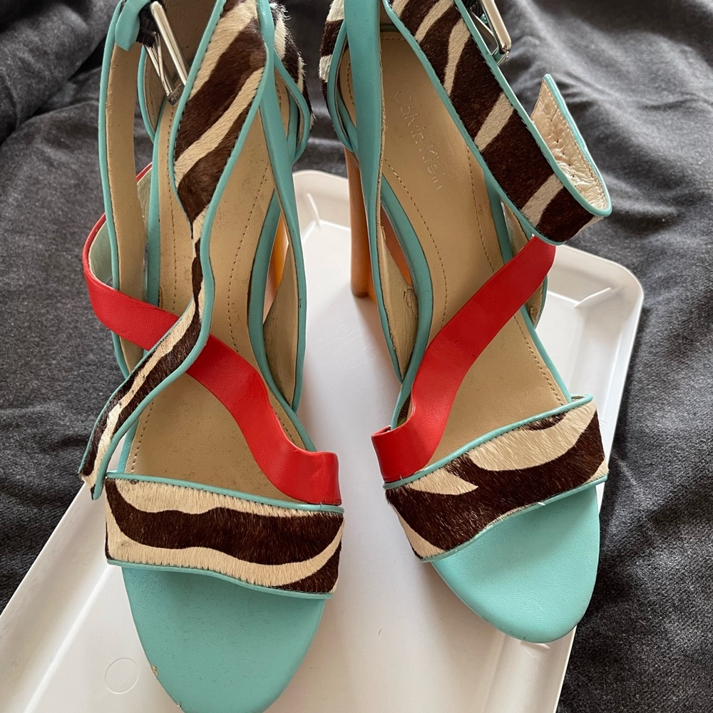 COPY - Calvin Klein Wedge Zebra Print Sandals.. Turquoise & Orange